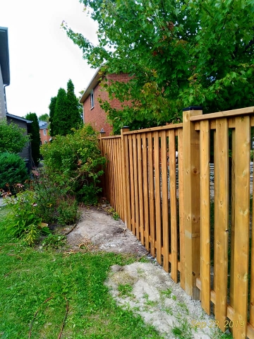 alternating board fence